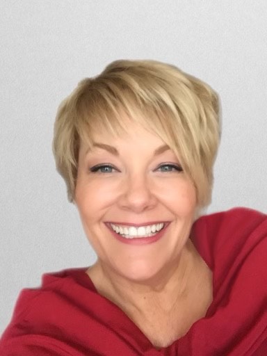 Carolyn Lloyd headshot